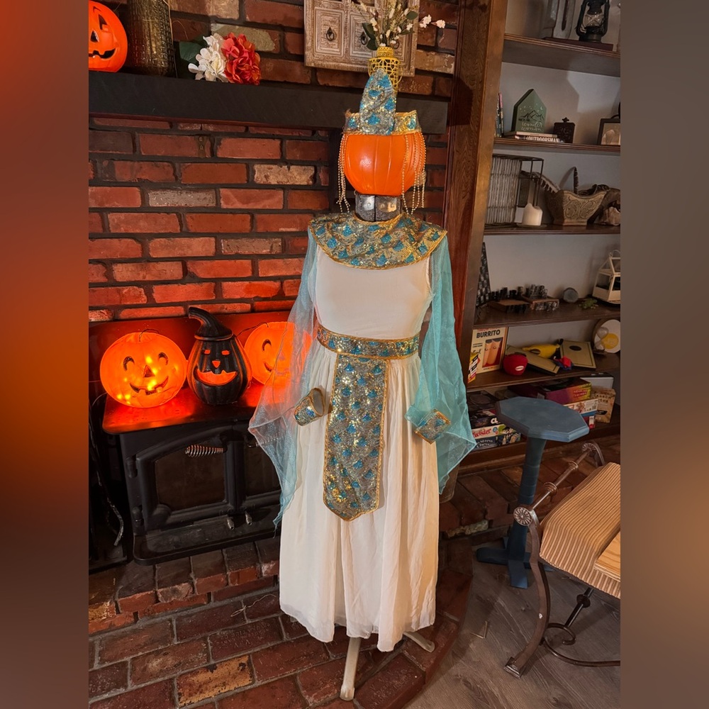 Kids Egyptian Costume with Blue and Gold Accents
